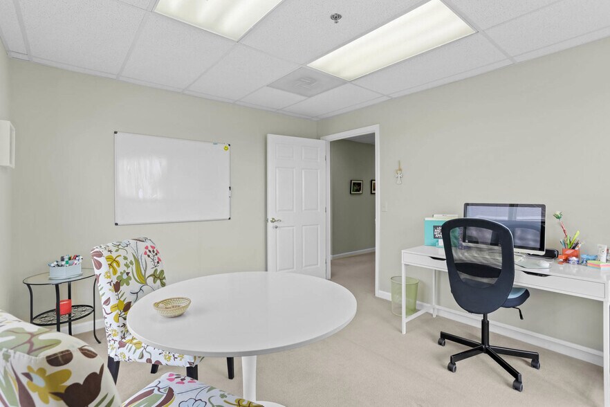 More Photos Of 8180 Lark Brown Rd, Elkridge Office Residential For Sale