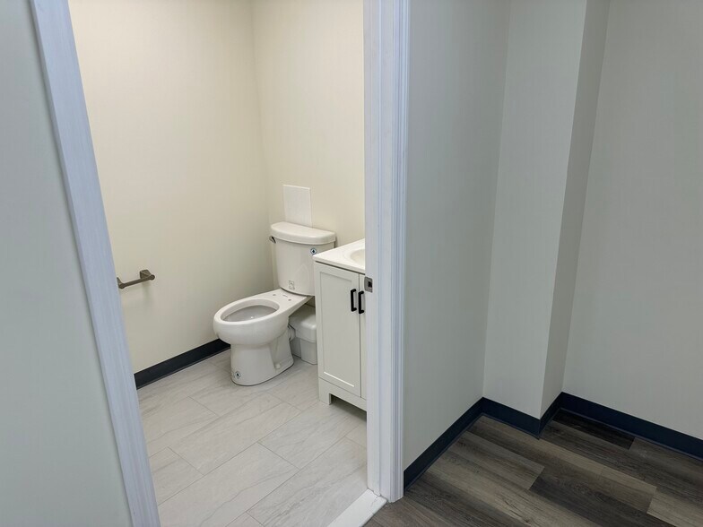 More Photos Of 1387 Route 539, Little Egg Harbor Office For Lease