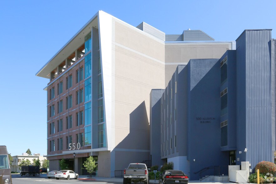 More Photos Of 550 Allerton St, Redwood City Loft Creative Space For Lease