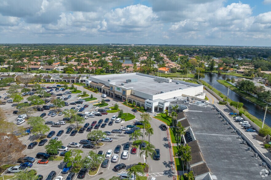 More Photos Of 10001-10099 Cleary Blvd, Plantation General Retail For Lease