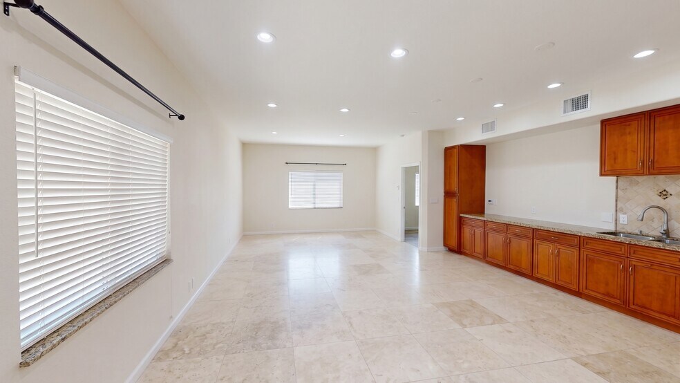 More Photos Of 1901 S Federal Hwy, Fort Lauderdale Storefront Retail Office For Sale