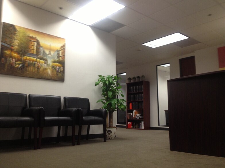 More Photos Of 3731 Wilshire Blvd, Los Angeles Office Residential For Lease
