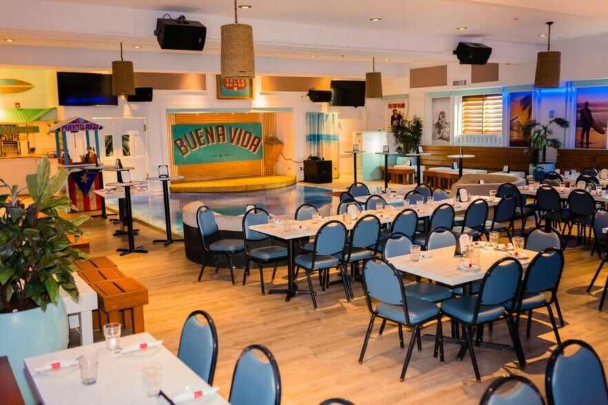 Primary Photo Of 811 McLean Ave, Yonkers Restaurant For Lease