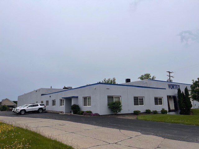 More Photos Of 19200 Cranwood Pky, Warrensville Heights Warehouse For Lease