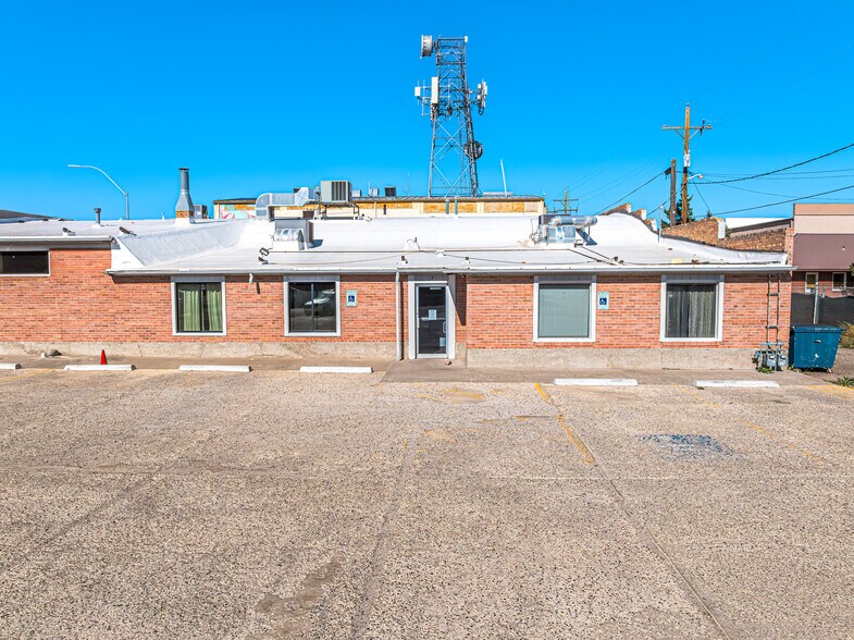 More Photos Of 618 Idaho St, Elko Office For Lease