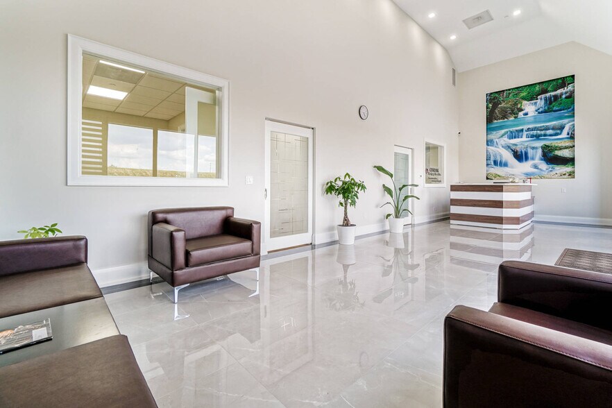 More Photos Of 7956 Torbram Rd, Brampton Coworking Space