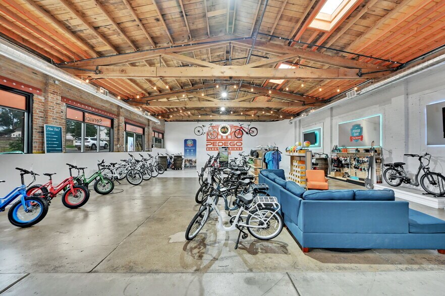 More Photos Of 2204 Washington Blvd, Ogden Storefront For Lease