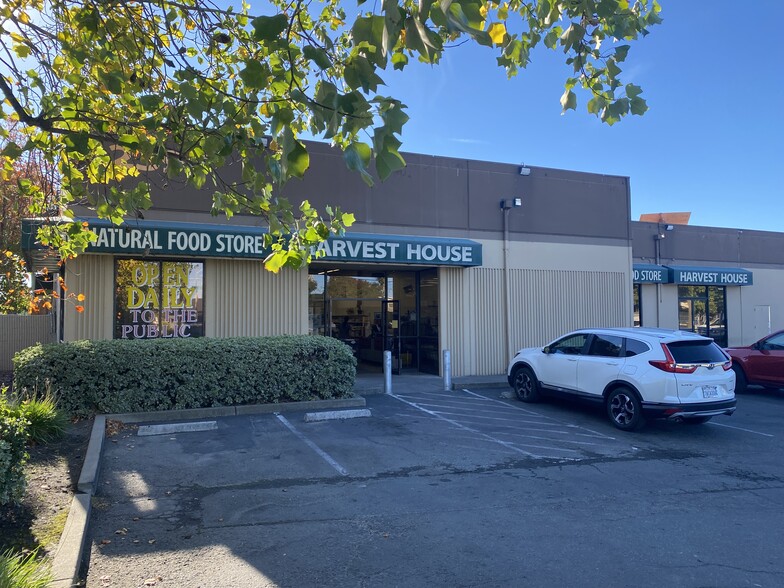 Primary Photo Of 2395 Monument Blvd, Concord Flex For Lease