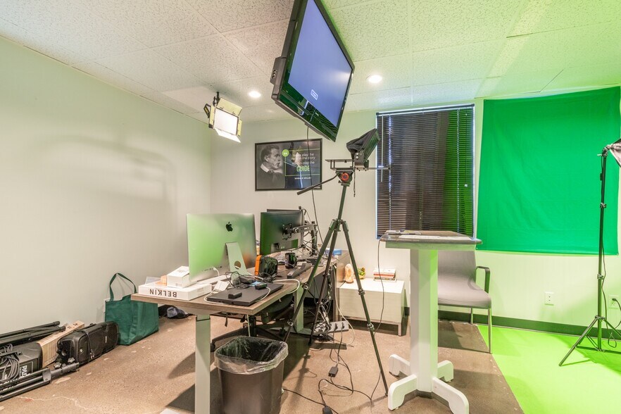 More Photos Of 2063 E 3900 S, Salt Lake City Office For Lease