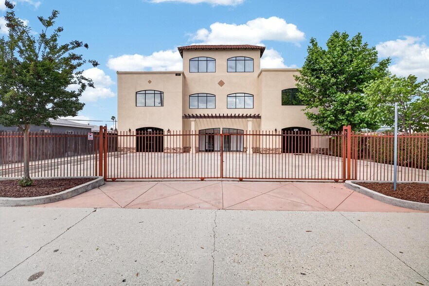 More Photos Of 4101 Rosemead Blvd, Pico Rivera Office For Lease