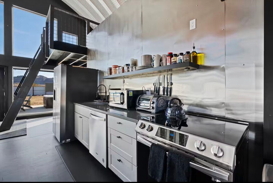 More Photos Of 63020 Two Mile Rd, Joshua Tree Specialty For Sale