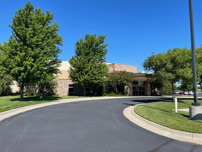 More Photos Of 13213 W 21st St N, Wichita Medical For Lease