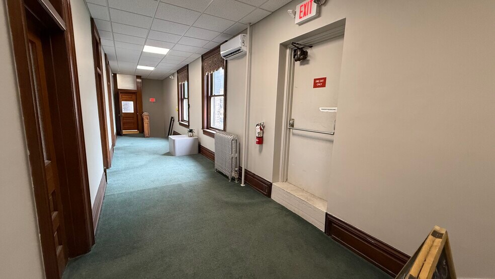 More Photos Of 242-248 W Broad St, Quakertown Office For Sale