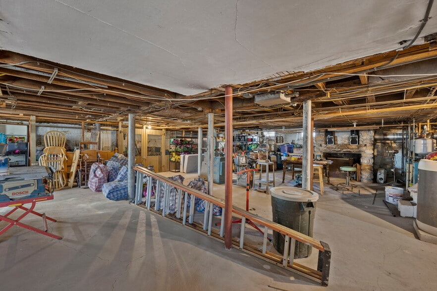 More Photos Of 76 Cottage St, New Bedford Multifamily For Sale