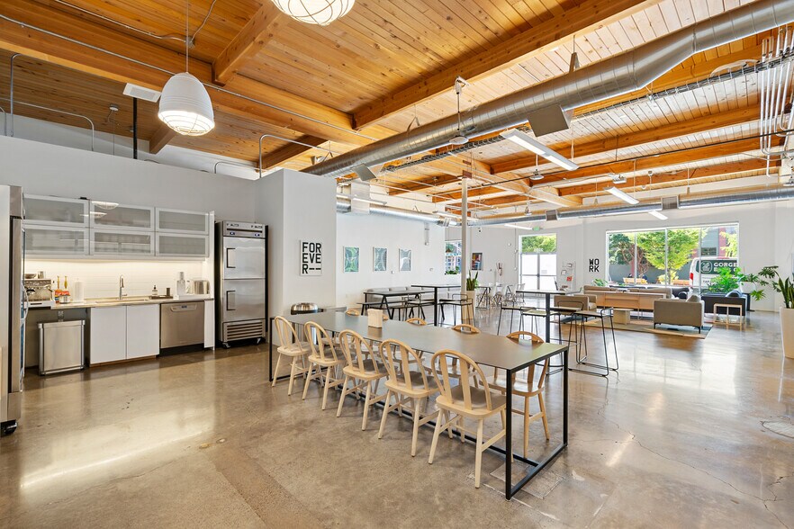 More Photos Of 2705-2717 SE Ankeny St, Portland Loft Creative Space For Sale