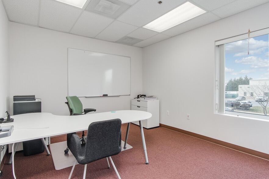 More Photos Of 1539 Tilco Dr, Frederick Light Distribution For Sale