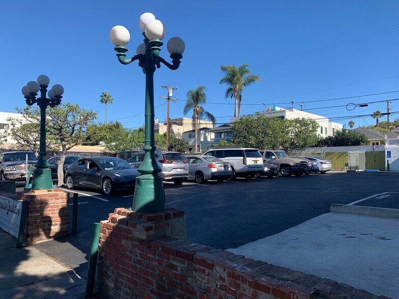 More Photos Of 2817-2827 Main St, Santa Monica Loft Creative Space For Lease