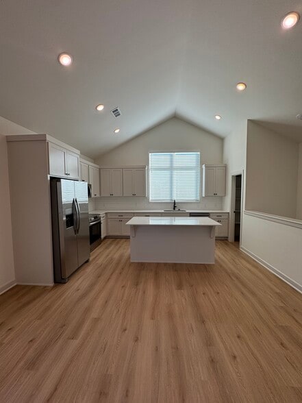 More Photos Of 816 N Main St, Broken Arrow Apartments For Sale