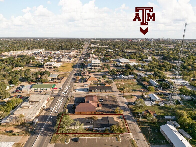 More Photos Of 2606 S Texas Ave, Bryan Restaurant For Sale