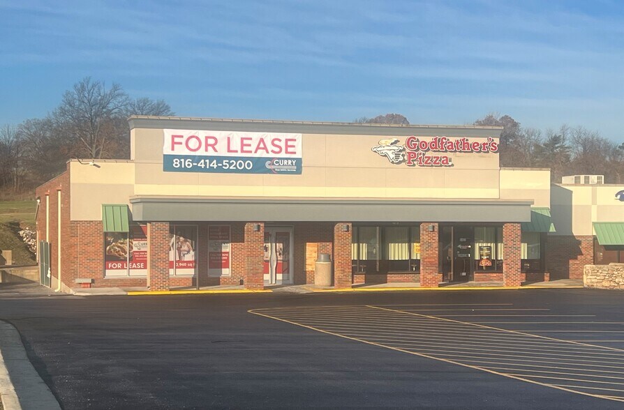 More Photos Of 5400-5536 NE Antioch Rd, Kansas City Unknown For Lease