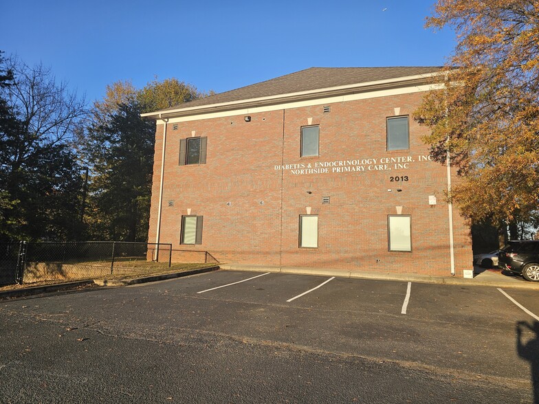 More Photos Of 2013 Lawrenceville Suwanee Rd, Lawrenceville Office For Lease