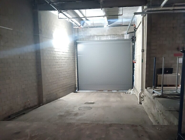 More Photos Of 746-756 Ceres Ave, Los Angeles Warehouse For Lease