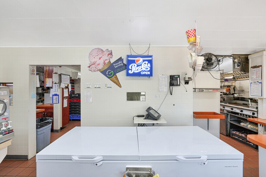 More Photos Of 232 Main St, Van Buren Restaurant For Sale