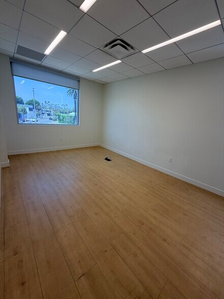 More Photos Of 470 S San Vicente Blvd, West Hollywood Office For Lease