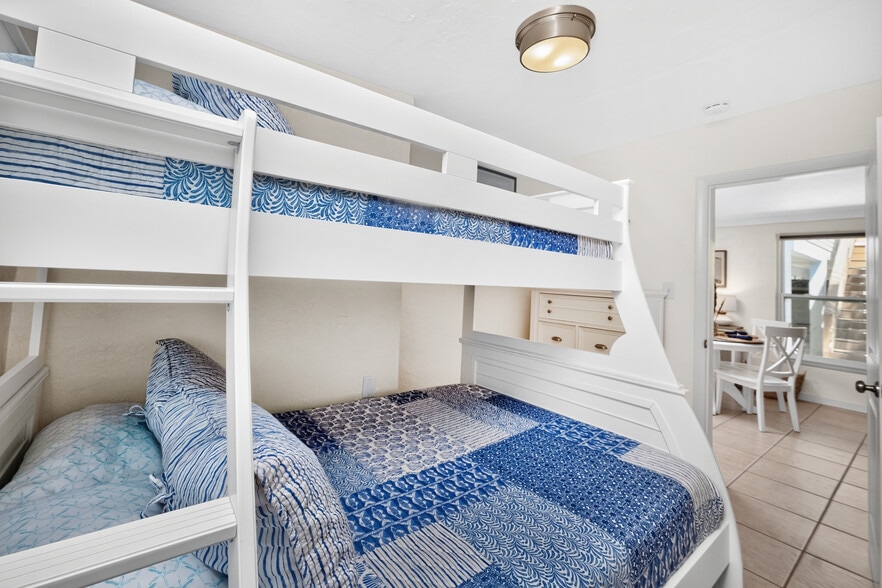 More Photos Of 1130 Gulf Blvd, Englewood Apartments For Sale