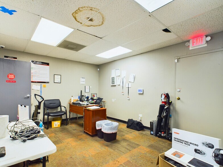 More Photos Of 4456 Manzanita Ave, Clearlake Storefront Retail Office For Sale