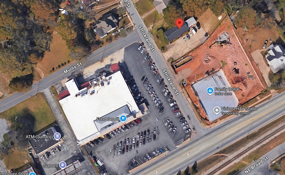 More Photos Of 25 Strickland St, Fairburn Freestanding For Lease