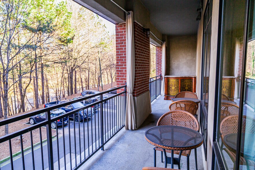 More Photos Of 319 Atlanta St, Marietta Office For Sale