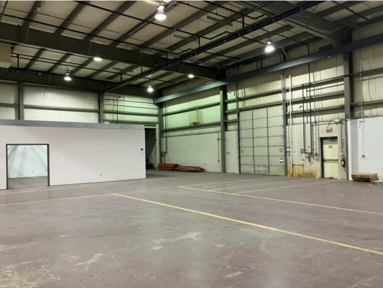 More Photos Of 5160 Lad Land Dr, Fredericksburg Warehouse For Lease