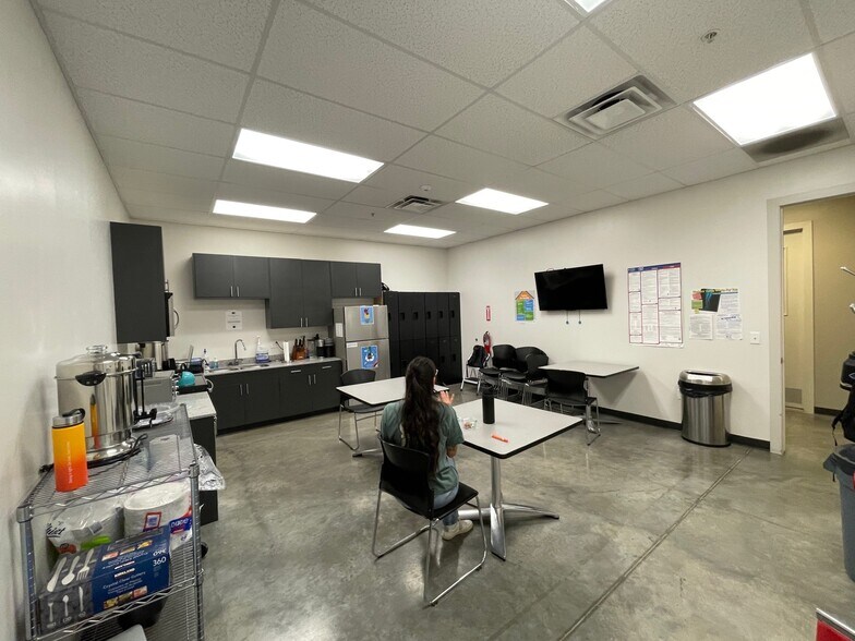 More Photos Of 520 S 850 E, Lehi Warehouse For Lease