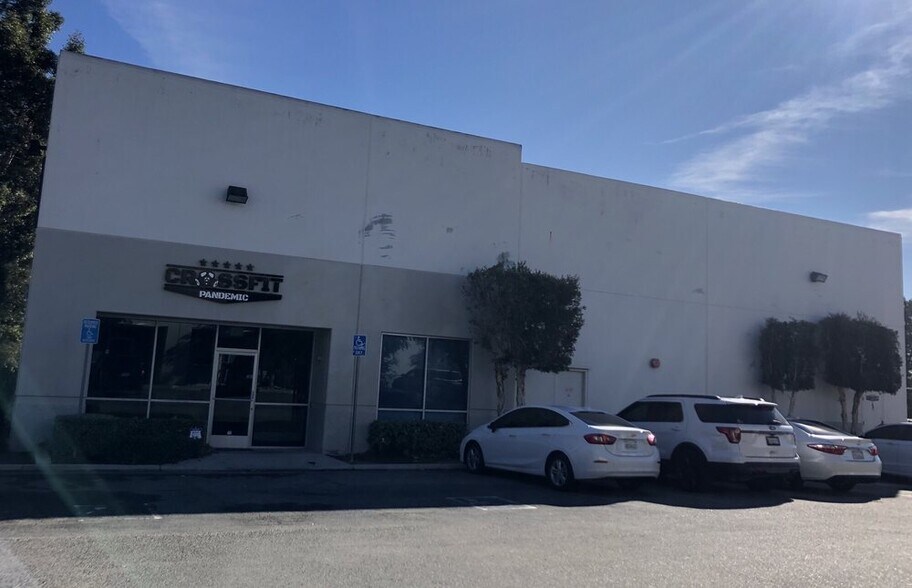 More Photos Of 1950 5th St, Norco Warehouse For Lease