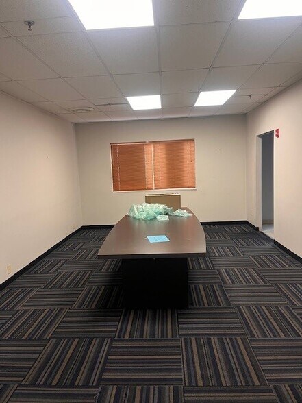 More Photos Of 19200 Cranwood Pky, Warrensville Heights Warehouse For Lease