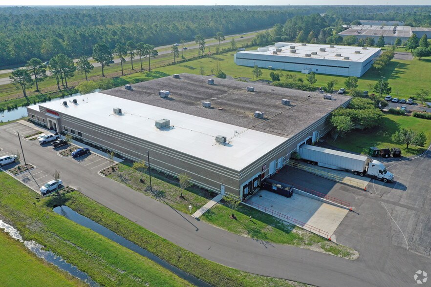 More Photos Of 3200 Corporate Dr, Wilmington Light Manufacturing For Lease