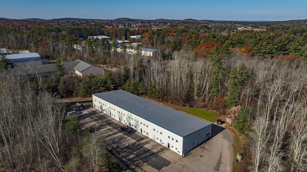 More Photos Of 95 Ledge Rd, Seabrook Service For Lease