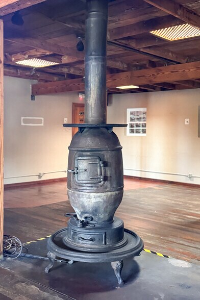 More Photos Of 5862-5872 Doyle St, Emeryville Restaurant For Sale