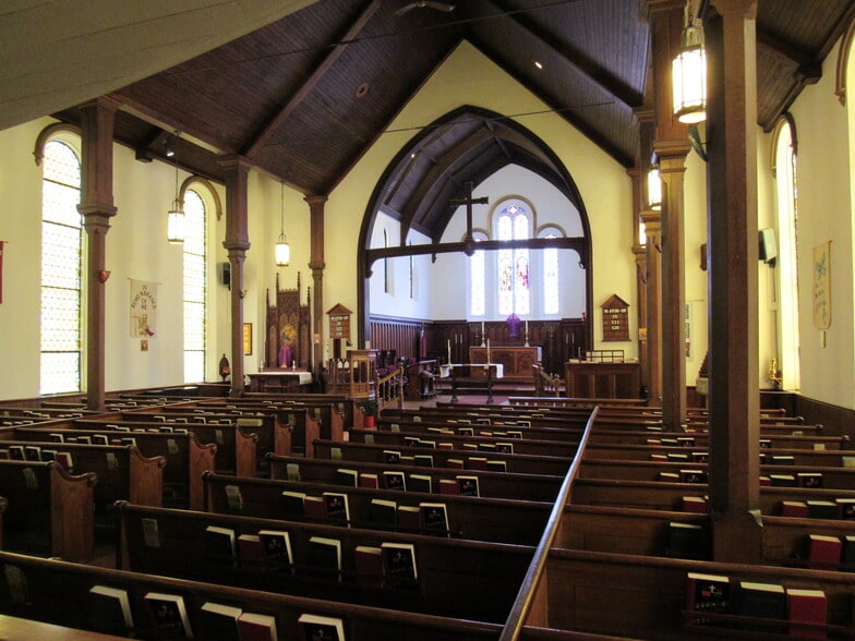 More Photos Of 92 Main St, East Windsor Religious Facility For Sale
