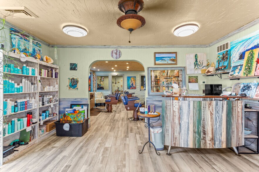 More Photos Of 35135 Warren Rd, Westland Freestanding For Lease