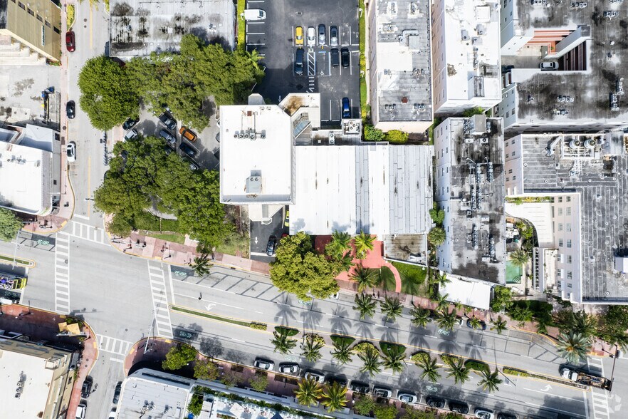 More Photos Of 930 Washington Ave, Miami Beach Office For Sale