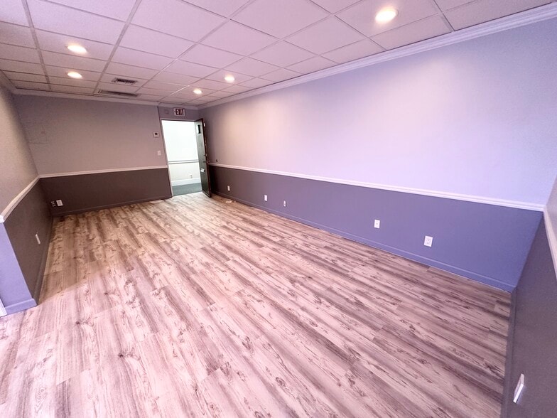 More Photos Of 1300 N Federal Hwy, Boca Raton Medical For Sale