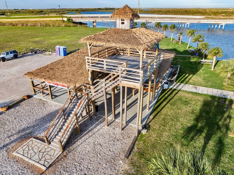 More Photos Of 3902 Highway 146 N, Texas City Marina For Sale