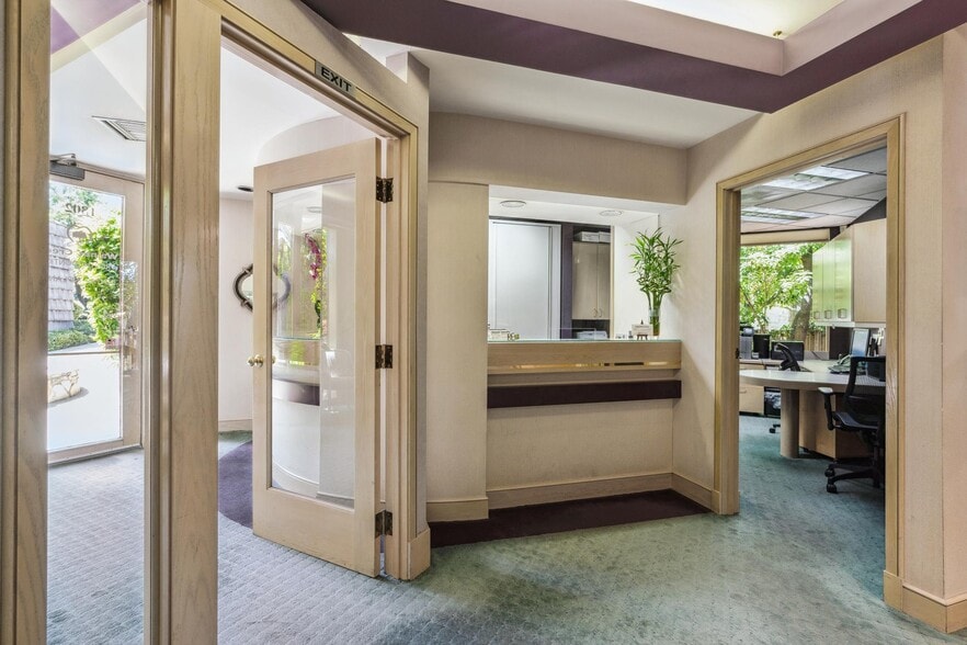 More Photos Of 1802 San Miguel Dr, Walnut Creek Medical For Sale