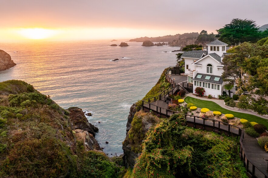 More Photos Of 5920 CA-1, Elk Hotel For Sale