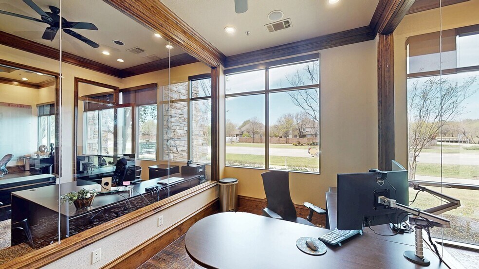 More Photos Of 3000 Village Pky, Highland Village Office For Sale