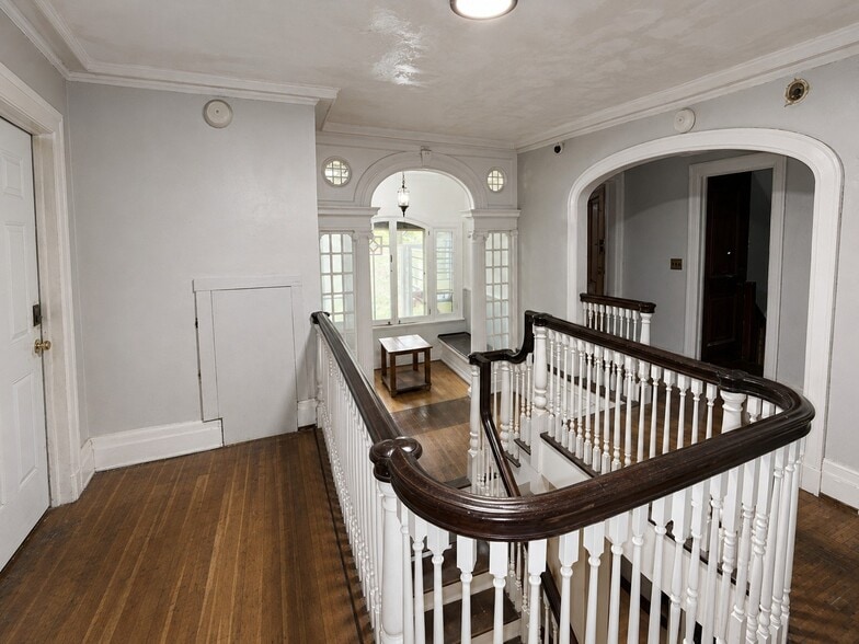 More Photos Of 147 Parkdale Ter, Rochester Apartments For Sale