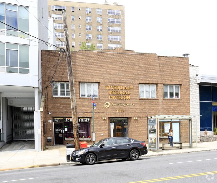 Primary Photo Of 3765 Riverdale Ave, Bronx Medical For Sale