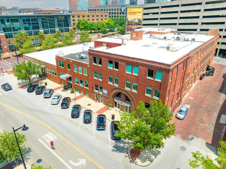 More Photos Of 300 W Marconi Blvd, Columbus Loft Creative Space For Lease